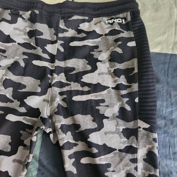 AND1 Jogging Pants Mens XL Black Camouflage Zippered Ankle Ribbed Side P… - Picture 13 of 13